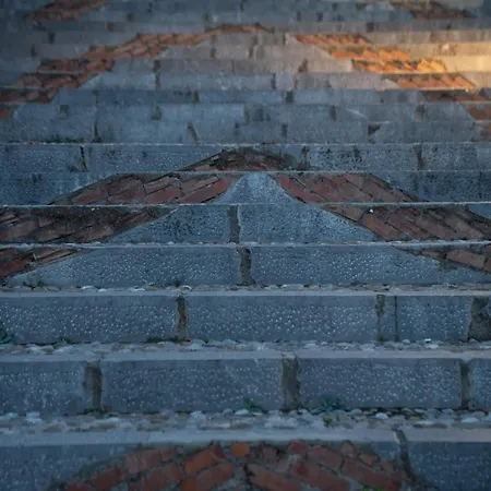 Delphian Colors - Red Edition By Filos Inc * Delphi