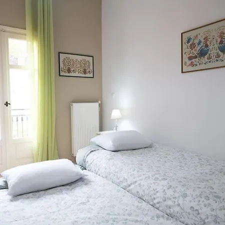 Delphian Colors - Red Edition By Filos Inc