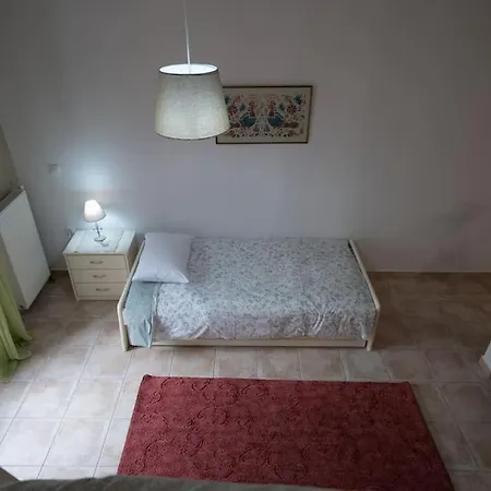 Delphian Colors - Red Edition By Filos Inc * Delphi