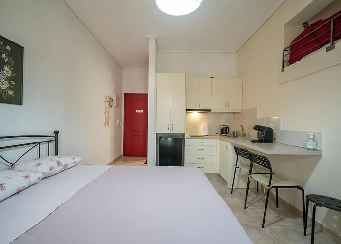 Delphian Colors - Red Edition By Filos Inc *